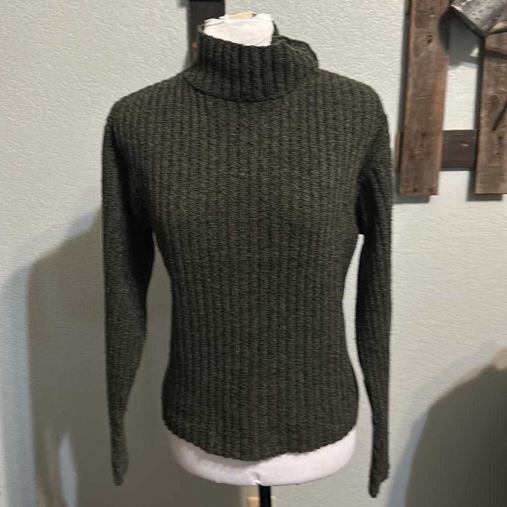 Peter carol knitwear classics